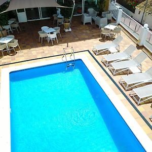 Es Mitjorn Hotel
